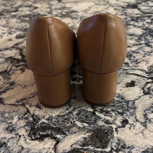 Easy Spirit Tan Buckle Block Heels Size 11 - Picture 4 of 5